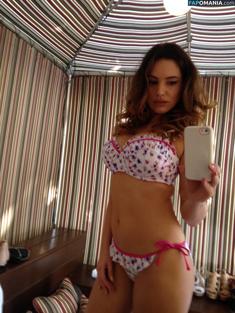 Kelly Brook Meztelen Kikerült fotó #12