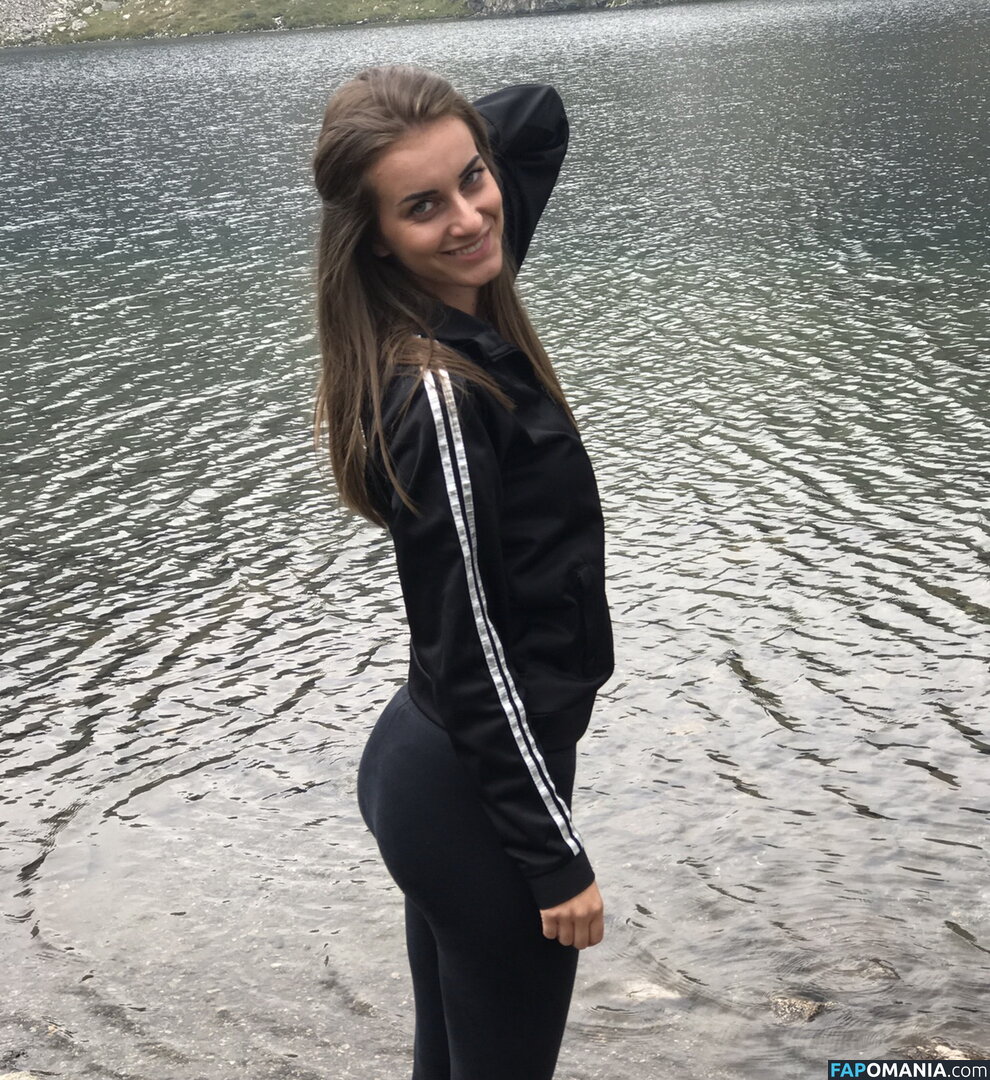 Kelsey Laverack Meztelen Kikerült fotó #50