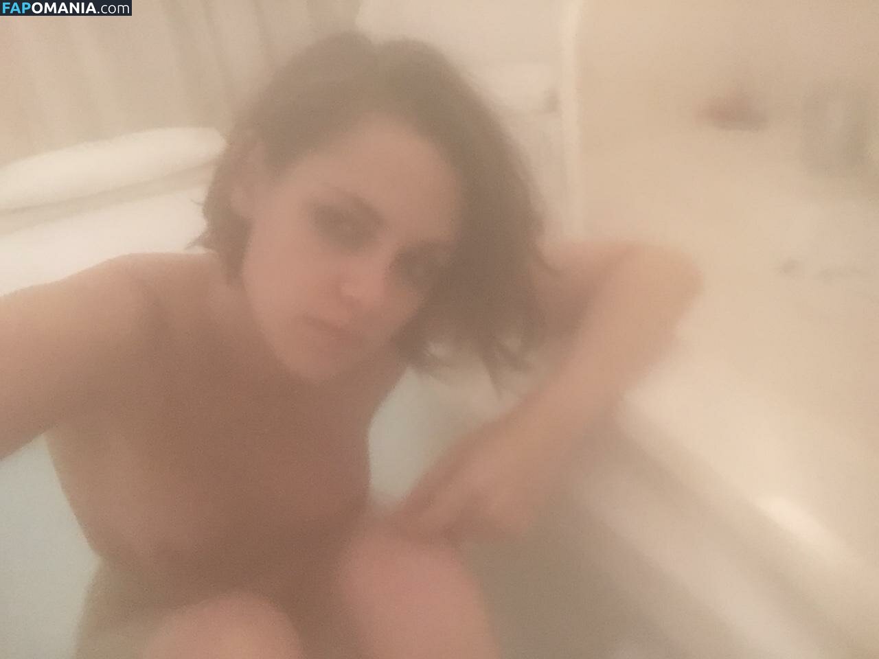 Kristen Stewart Meztelen Kikerült fotó #9