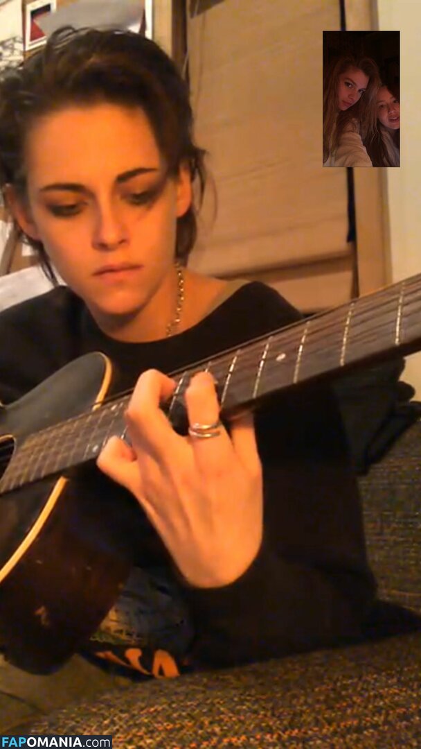 Kristen Stewart Meztelen Kikerült fotó #28
