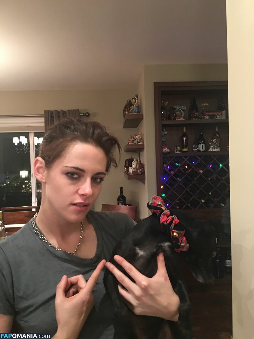 Kristen Stewart Meztelen Kikerült fotó #113