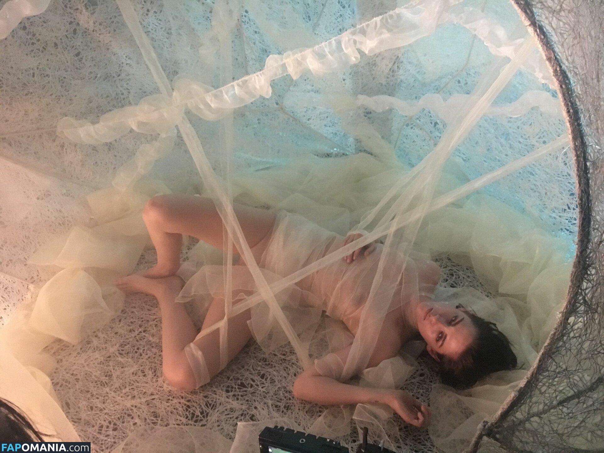 Kristen Stewart Meztelen Kikerült fotó #255