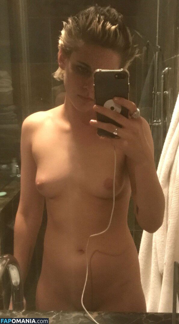 Kristen Stewart Meztelen Kikerült fotó #266