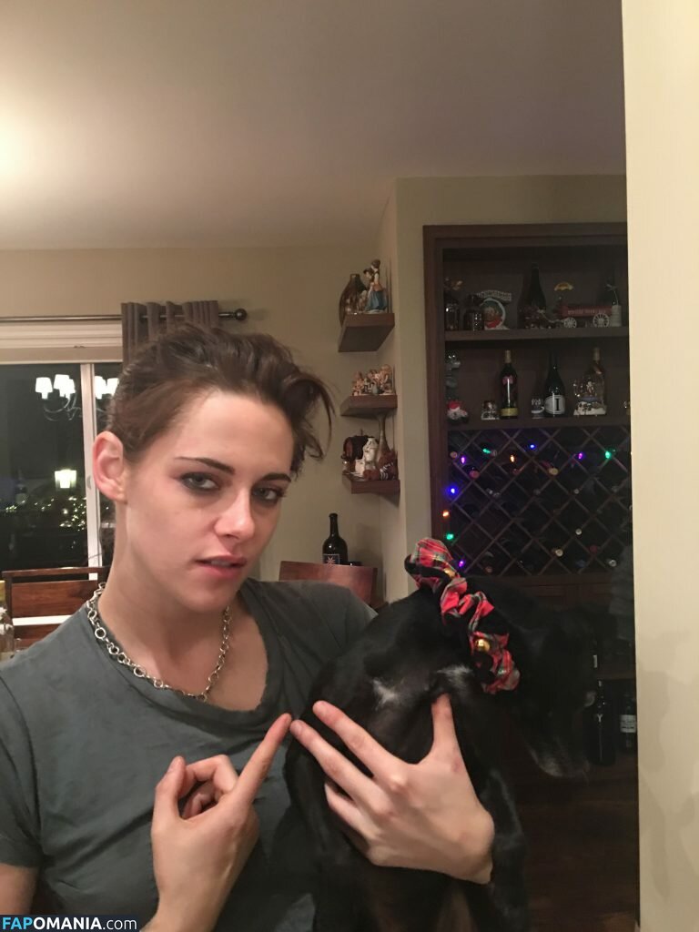 Kristen Stewart Meztelen Kikerült fotó #316
