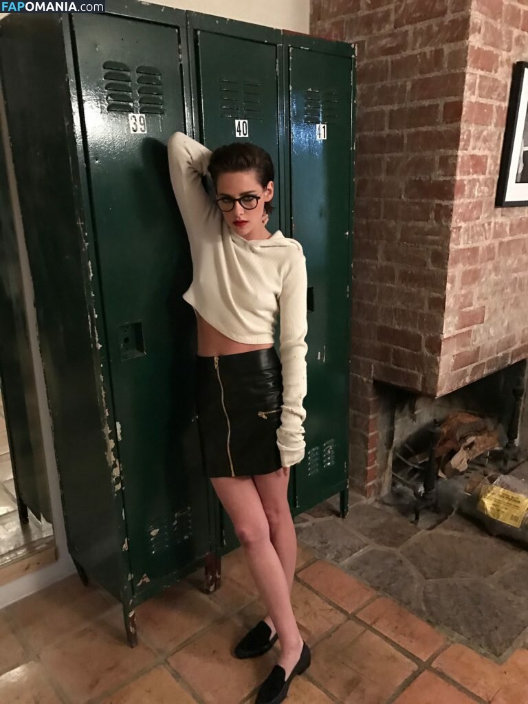 Kristen Stewart Meztelen Kikerült fotó #329