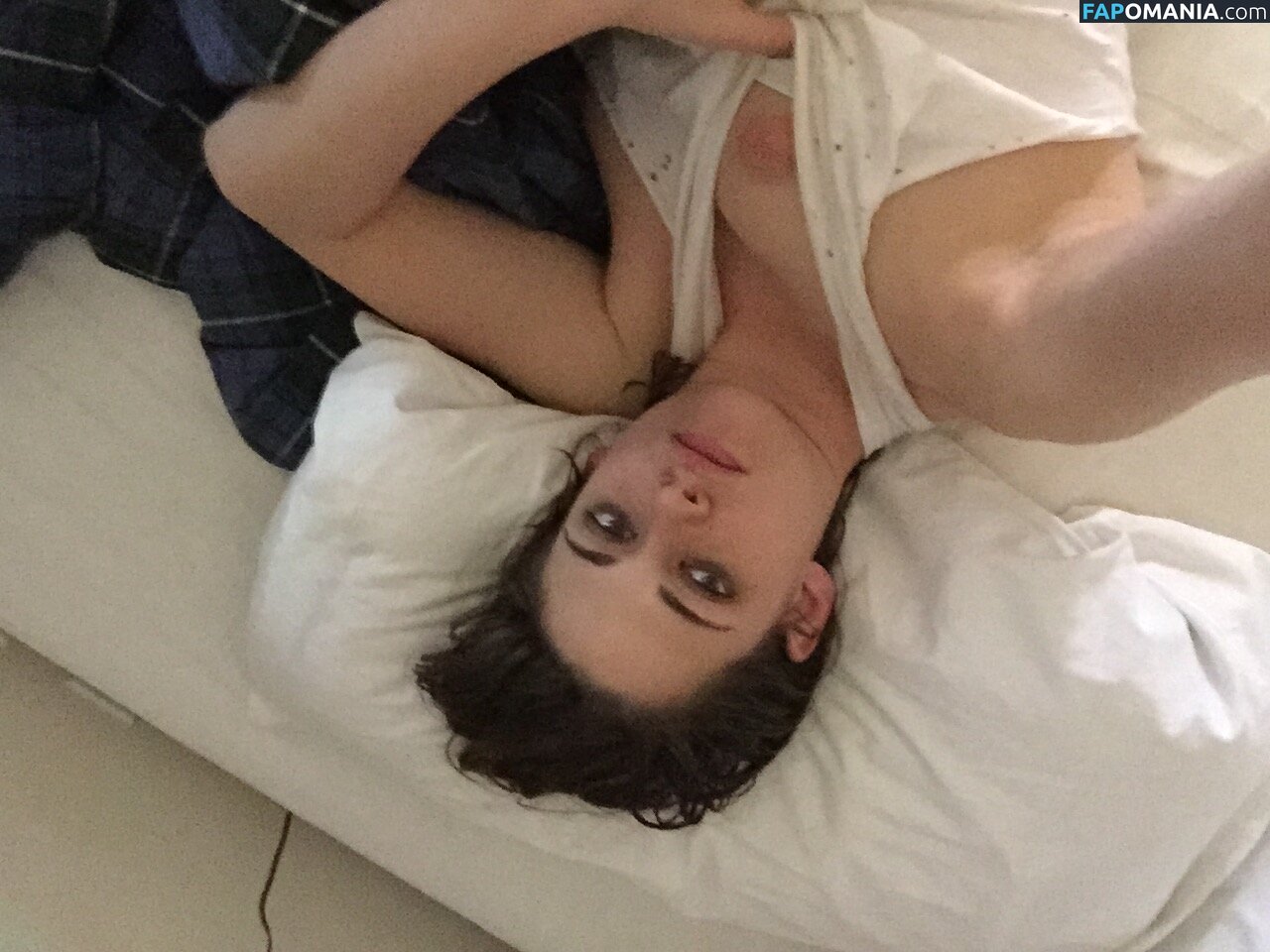 Kristen Stewart Meztelen Kikerült fotó #414