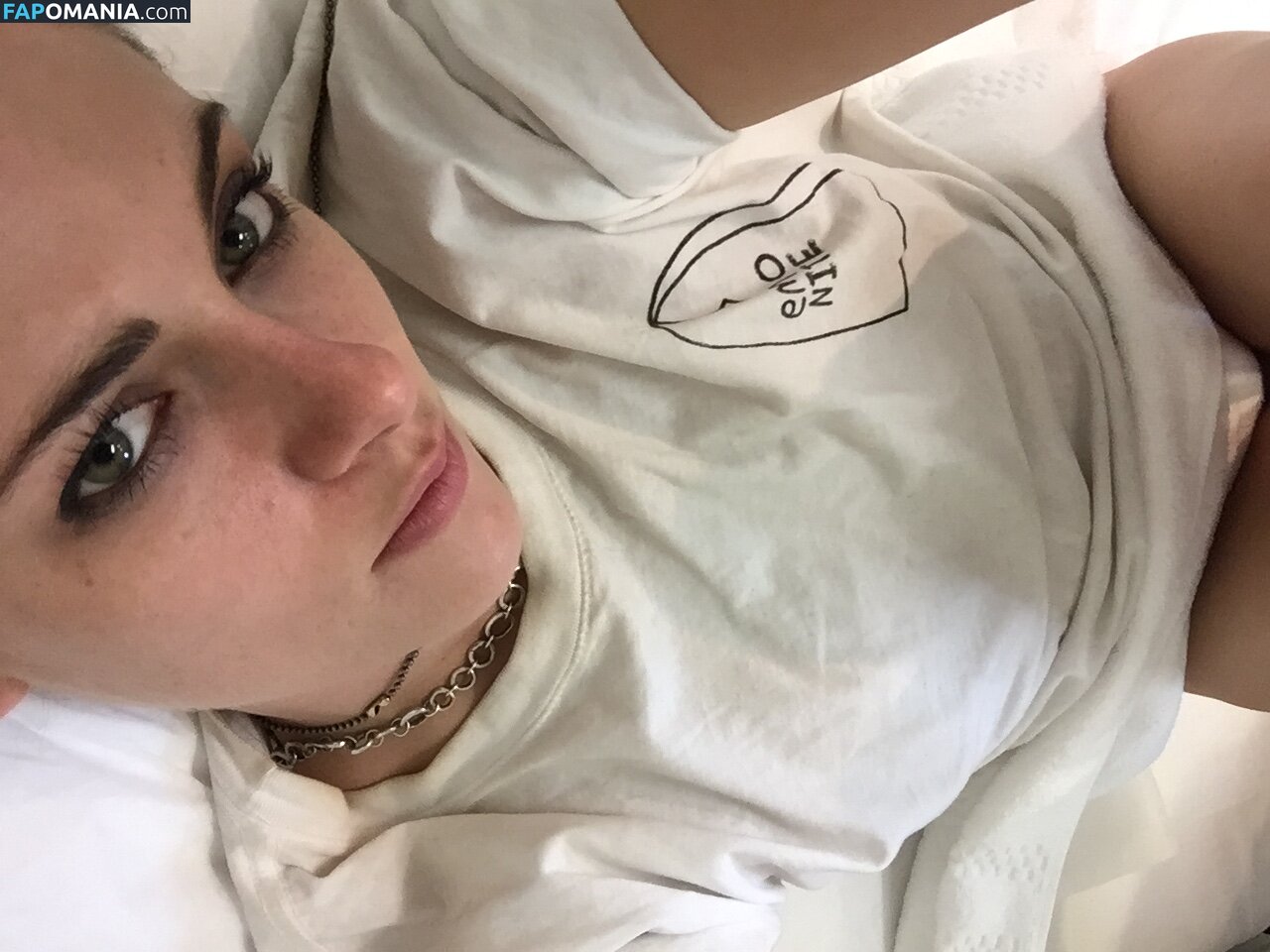Kristen Stewart Meztelen Kikerült fotó #416
