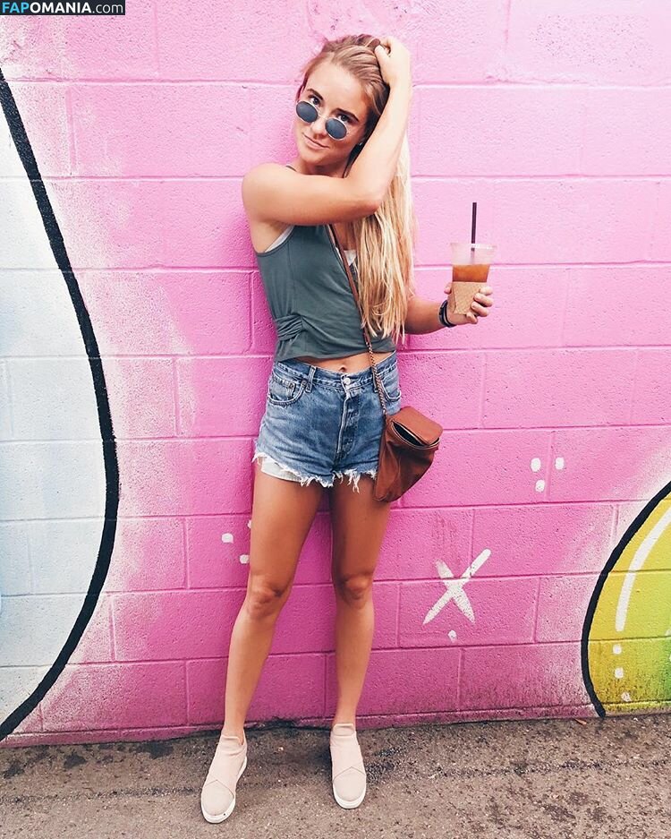 Kristie Mewis Meztelen Kikerült fotó #8