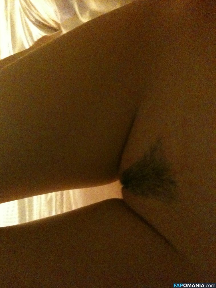 Krysten Ritter Meztelen Kikerült fotó #1