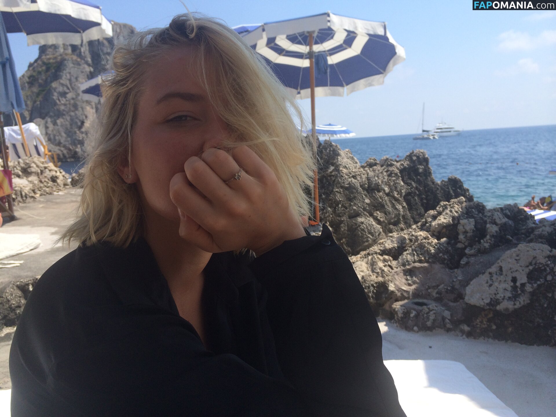 Lara Bingle Meztelen Kikerült fotó #63