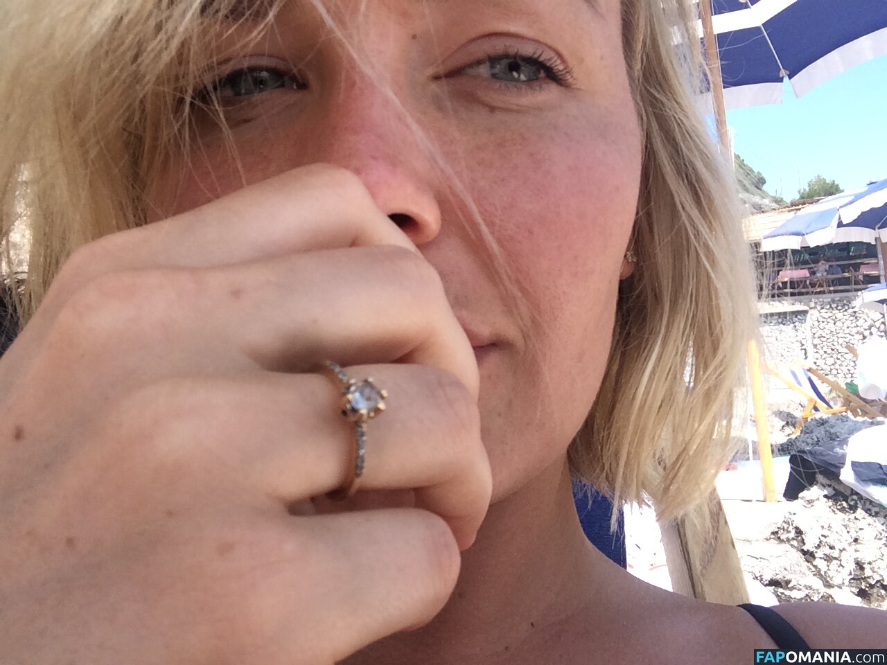 Lara Bingle Meztelen Kikerült fotó #123