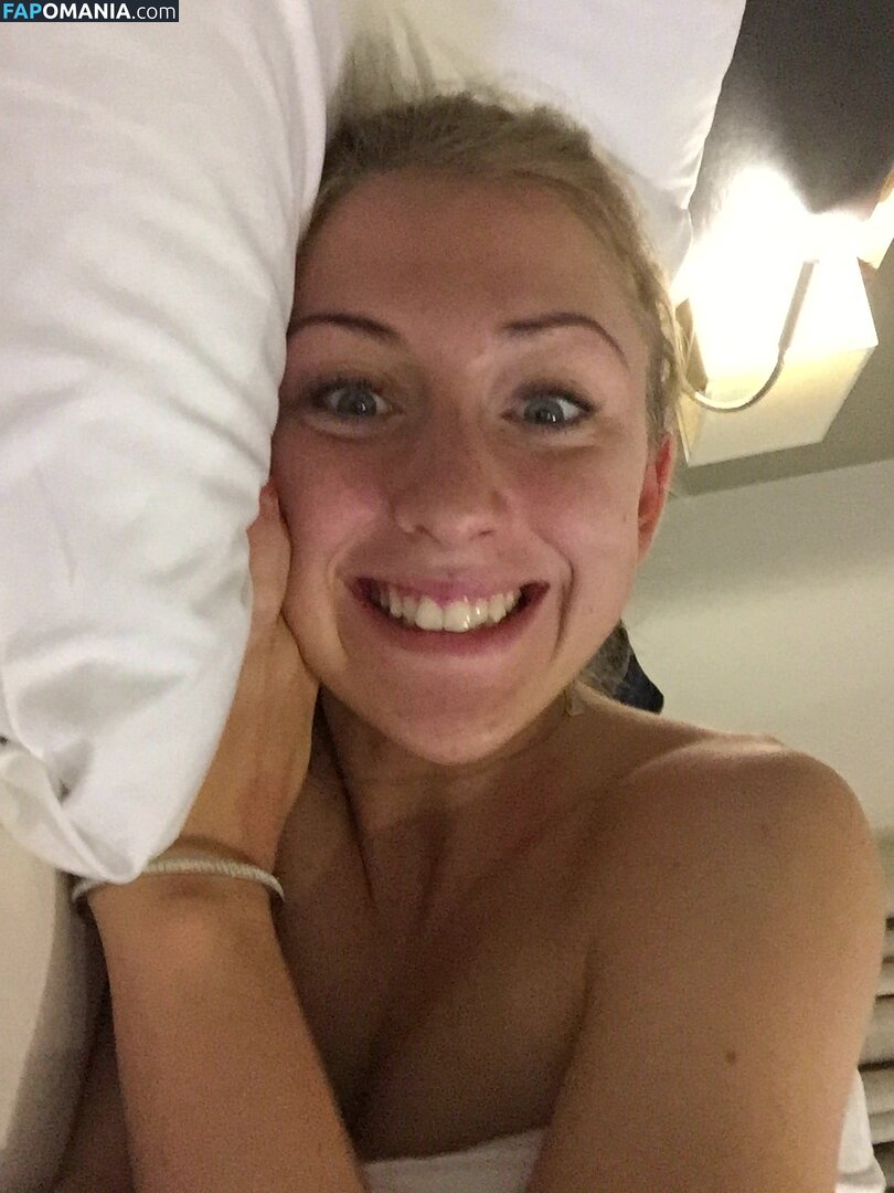 Laura Trott Meztelen Kikerült fotó #7