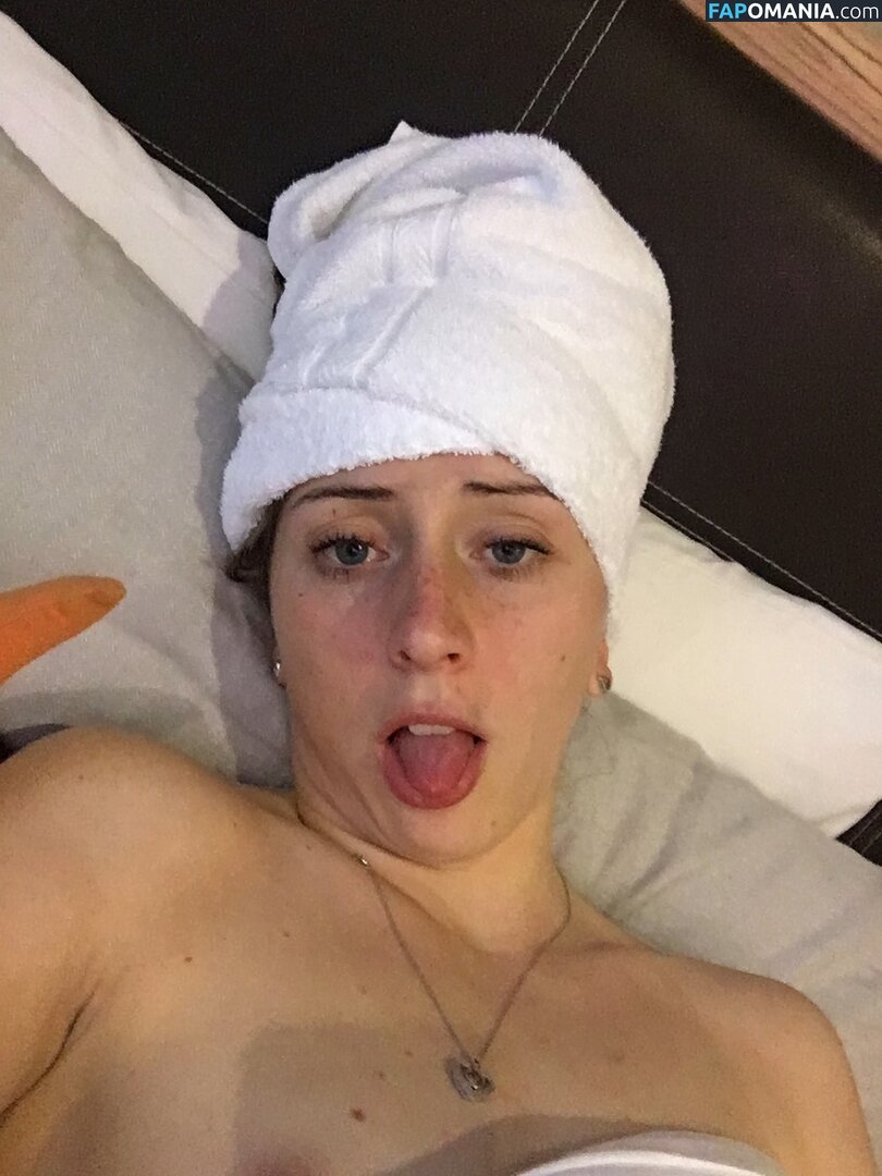 Laura Trott Meztelen Kikerült fotó #15