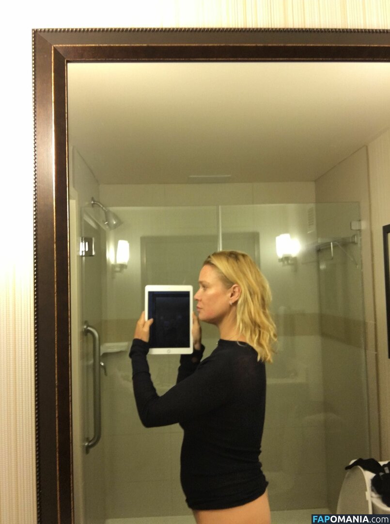 Laurie Holden Meztelen Kikerült fotó #4