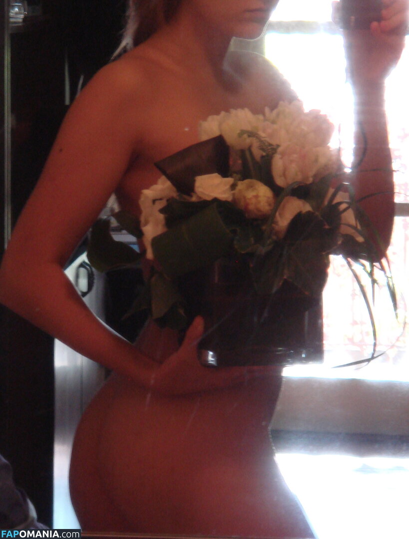 Leelee Sobieski Meztelen Kikerült fotó #46