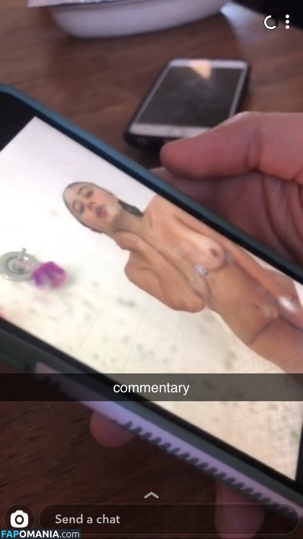 Lia Marie Johnson Meztelen Kikerült fotó #1