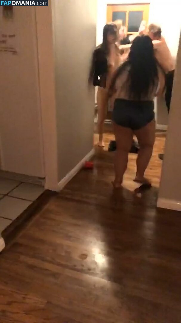 Lia Marie Johnson Meztelen Kikerült fotó #4
