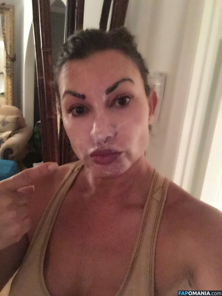 Lisa Marie Varon Meztelen Kikerült fotó #50