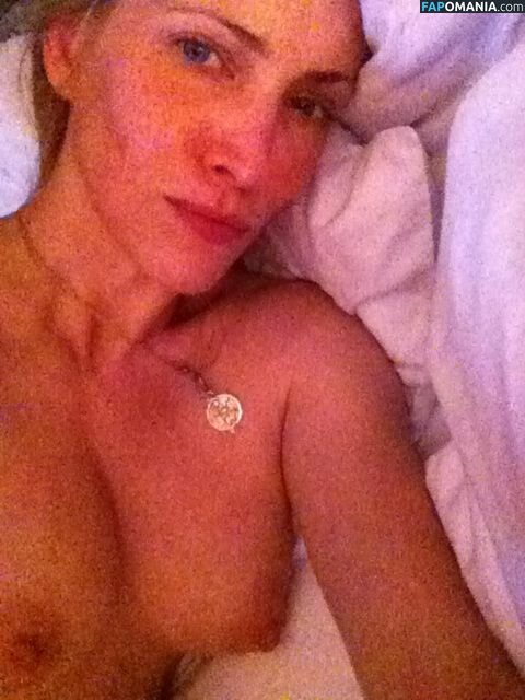 Lori Heuring Meztelen Kikerült fotó #7