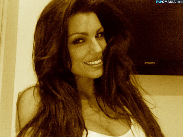 Louise Cliffe Meztelen Kikerült fotó #3