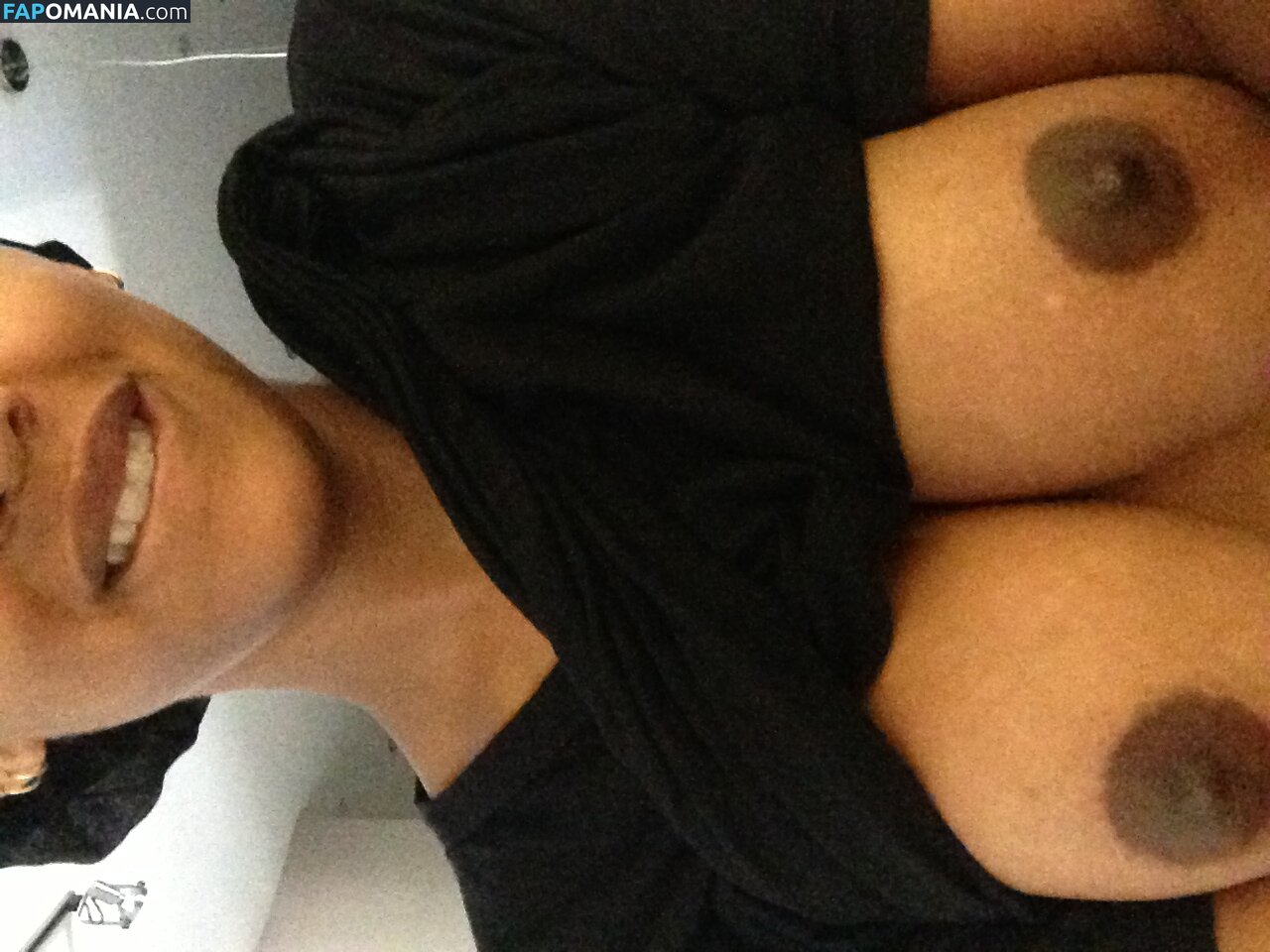 Meagan Good Meztelen Kikerült fotó #8