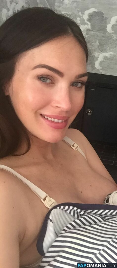 Megan Fox Meztelen Kikerült fotó #53