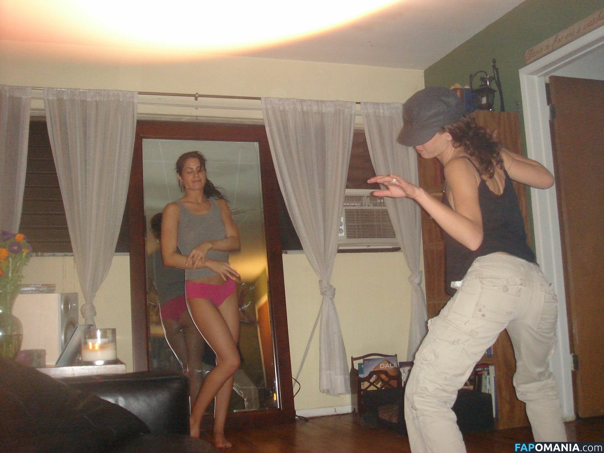 Michelle Borth Meztelen Kikerült fotó #21