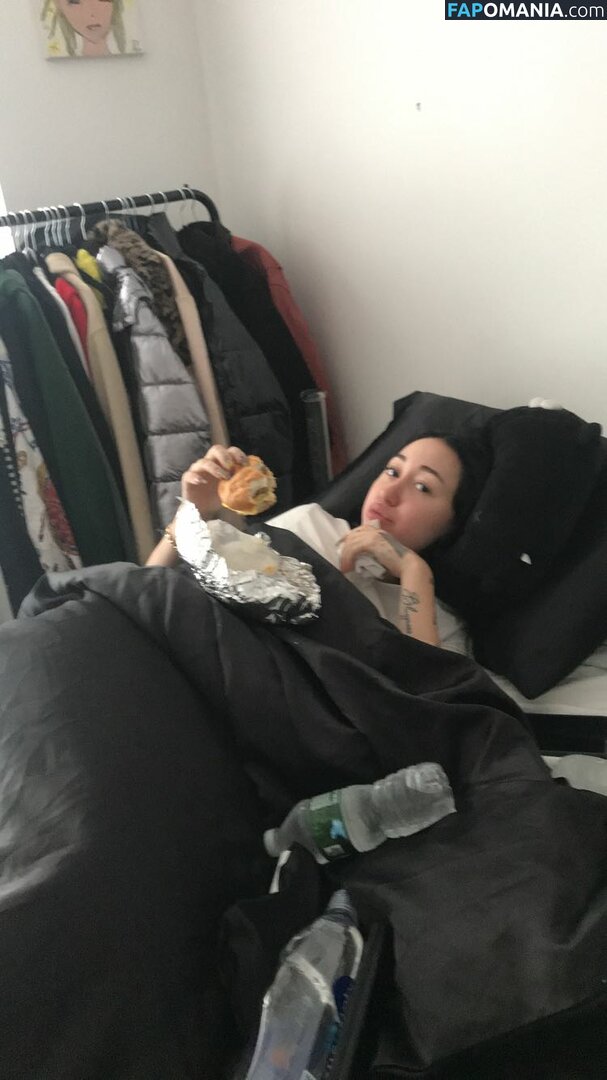 Noah Cyrus Meztelen Kikerült fotó #55