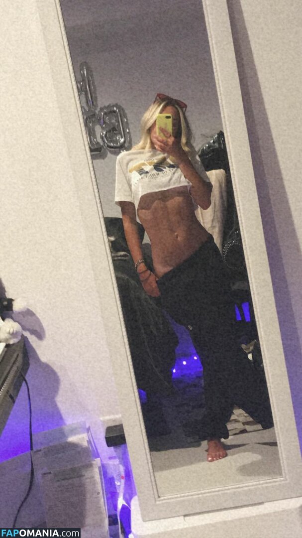 Noah Cyrus Meztelen Kikerült fotó #100