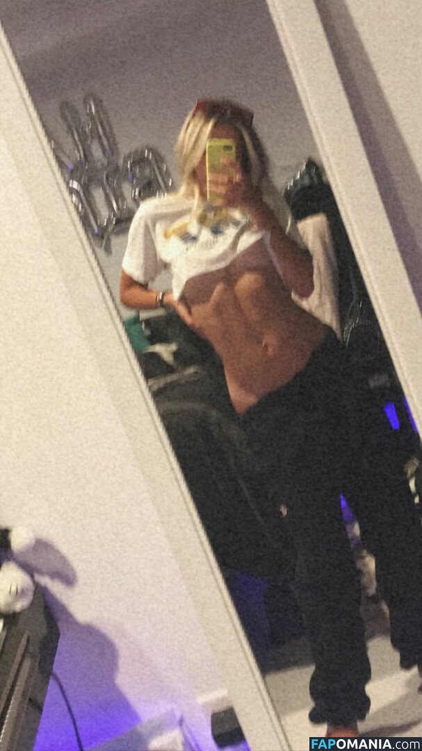 Noah Cyrus Meztelen Kikerült fotó #104