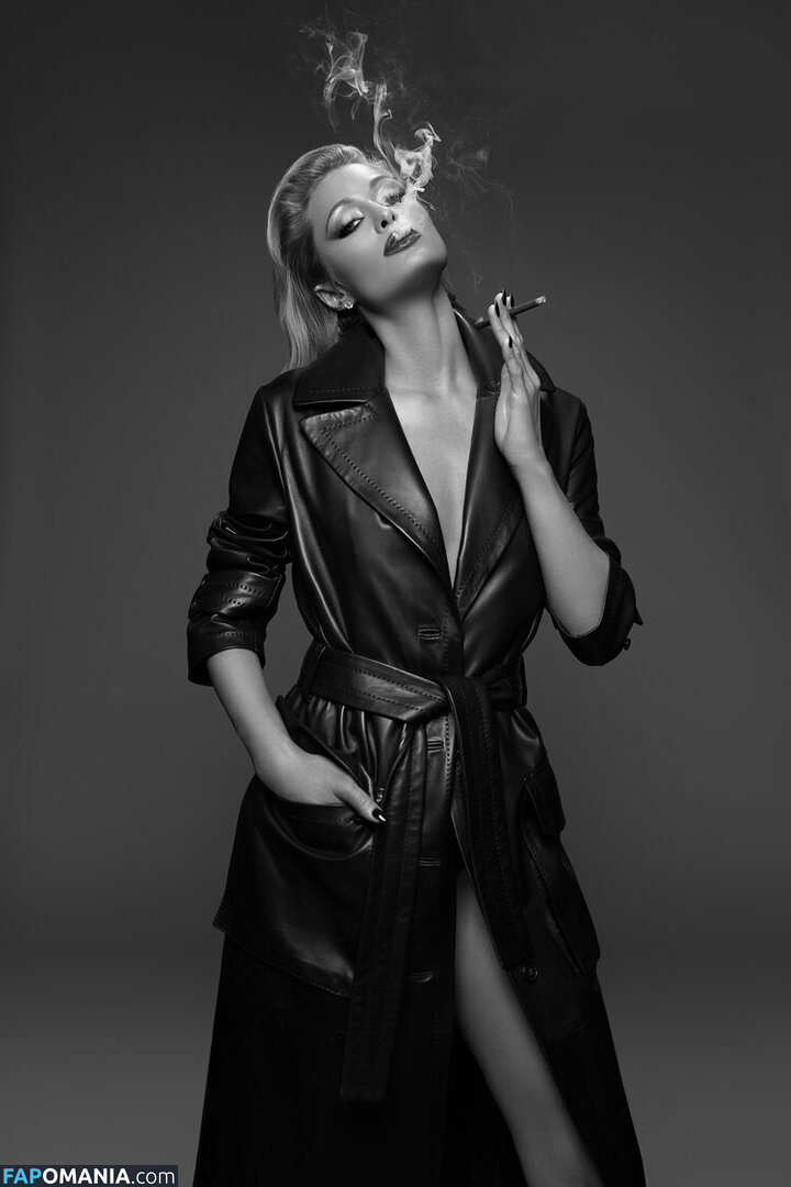 Paris Hilton Meztelen Kikerült fotó #897