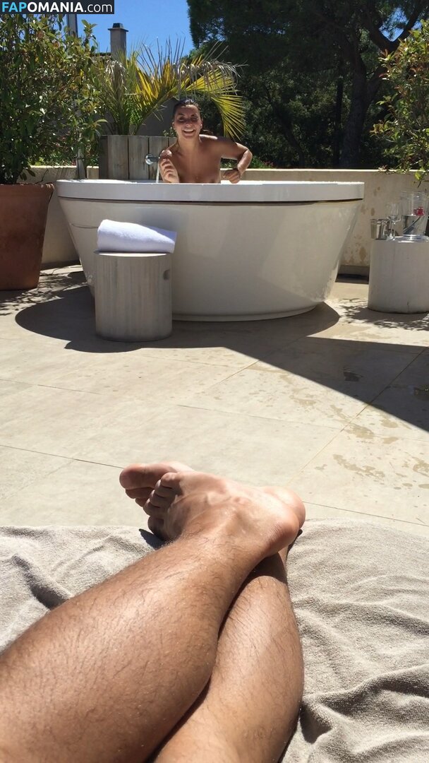 Priscilla Betti Meztelen Kikerült fotó #30