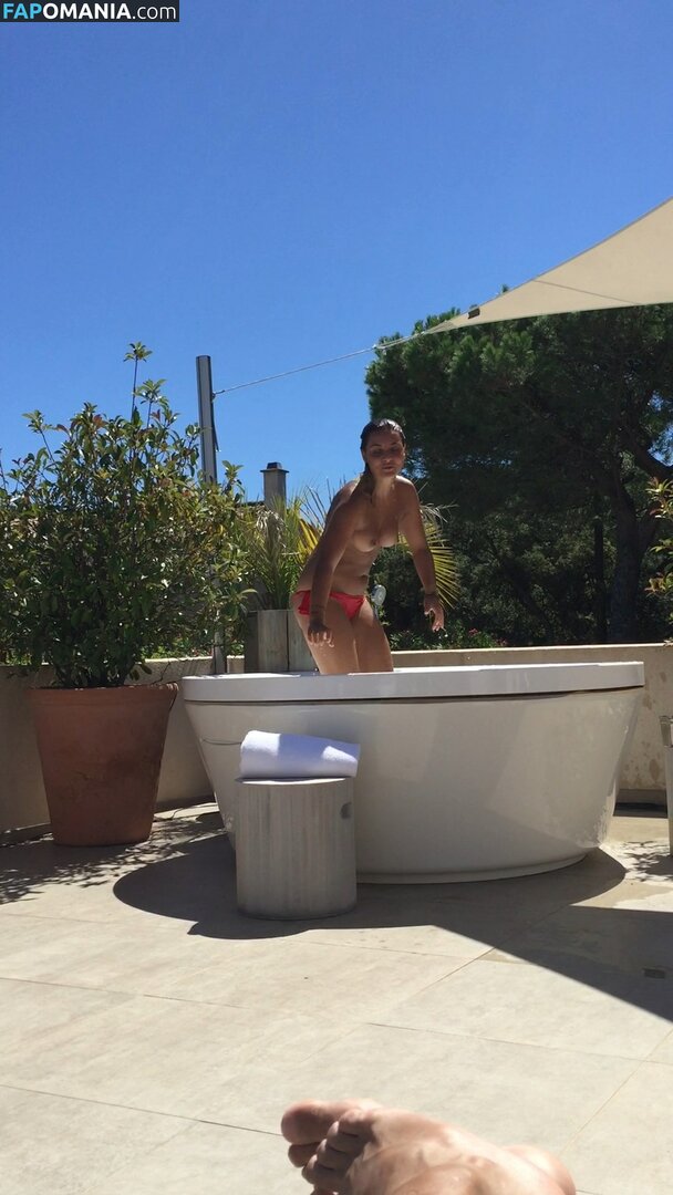 Priscilla Betti Meztelen Kikerült fotó #43