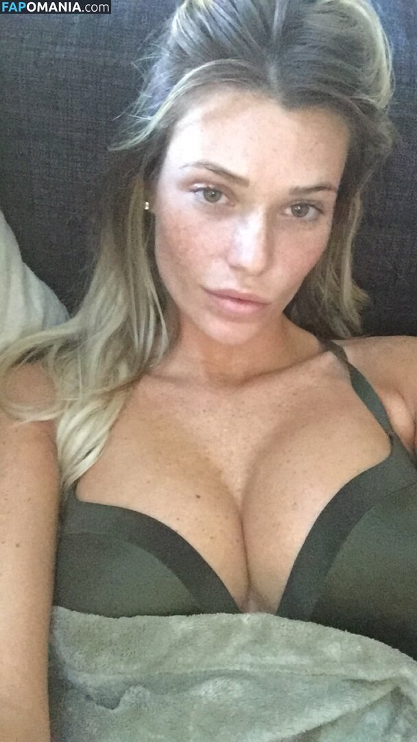 Samantha Hoopes Meztelen Kikerült fotó #149