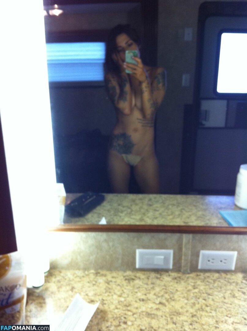 Sarah Sahi Meztelen Kikerült fotó #2