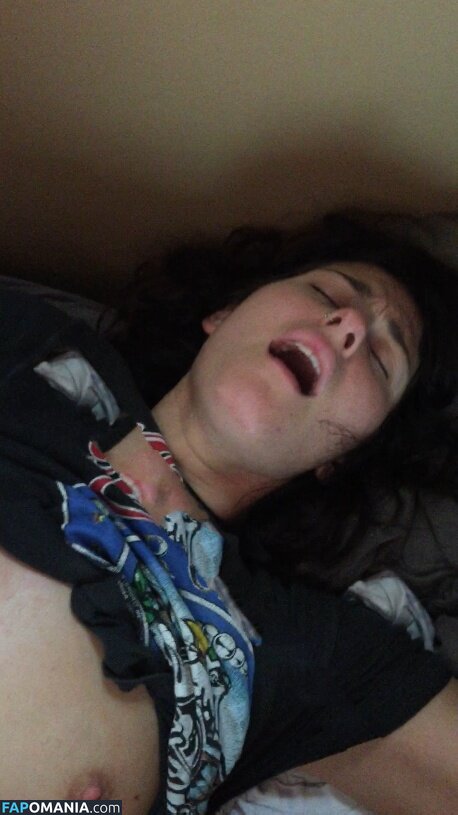 Scout Taylor Compton Meztelen Kikerült fotó #1
