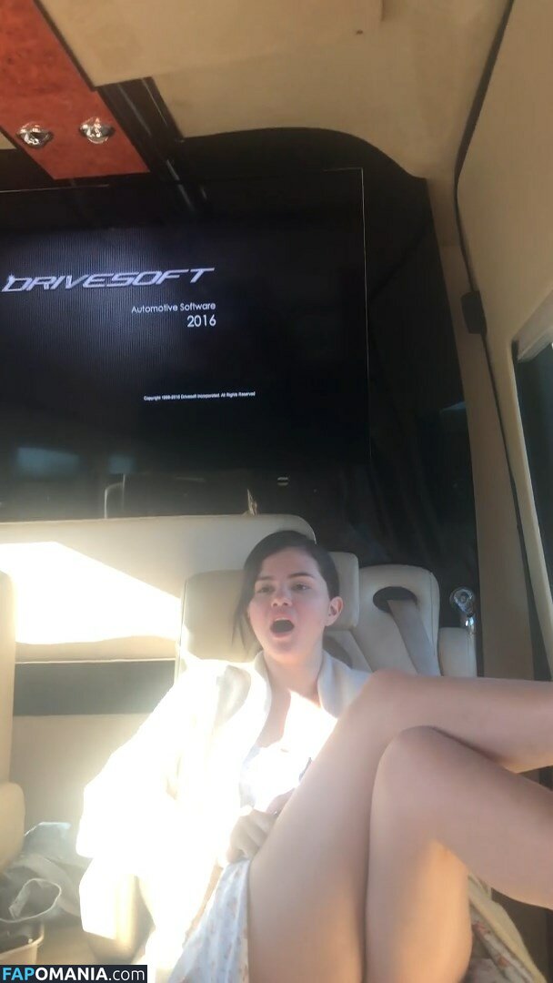 Selena Gomez Meztelen Kikerült fotó #25