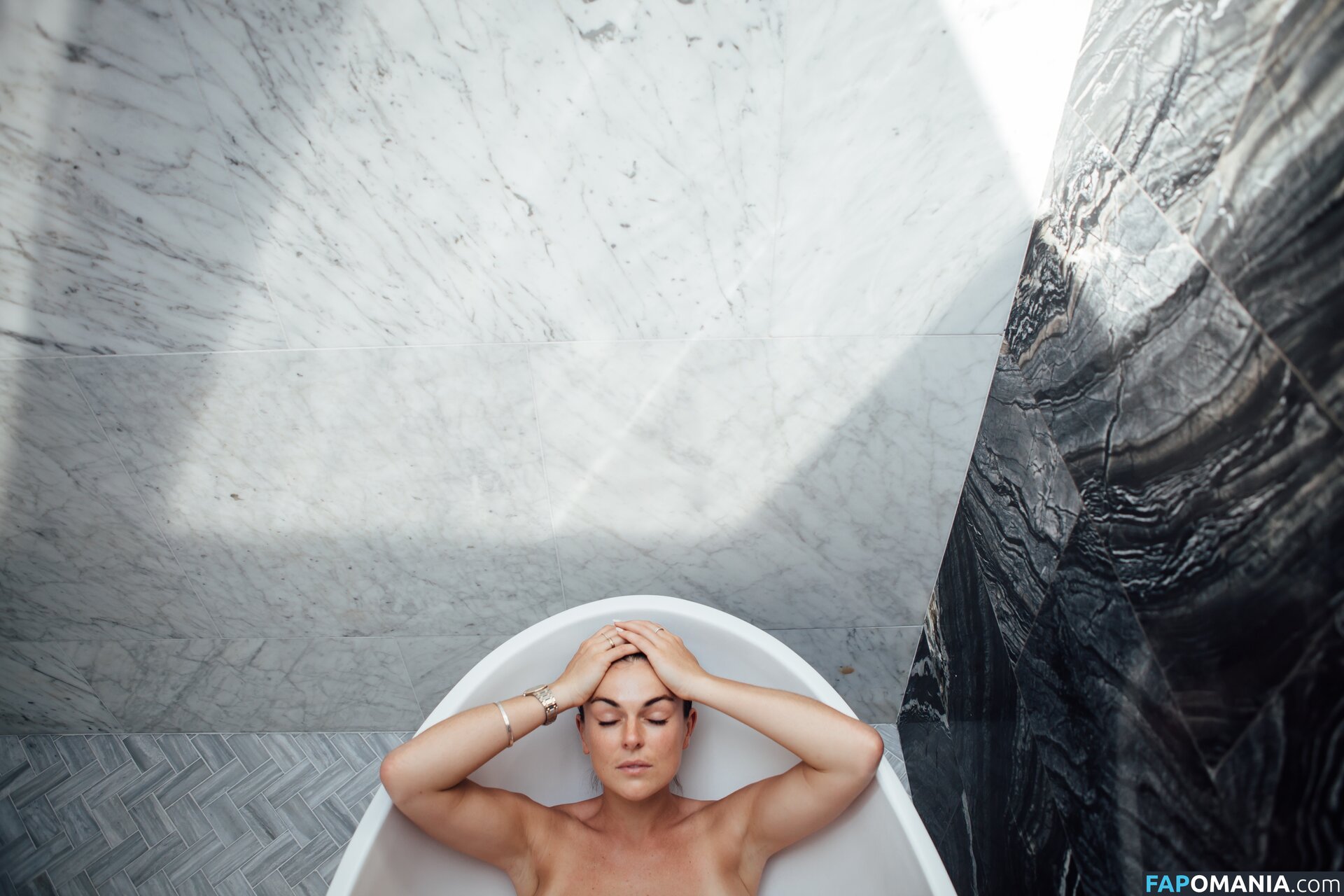 Serinda Swan Meztelen Kikerült fotó #64