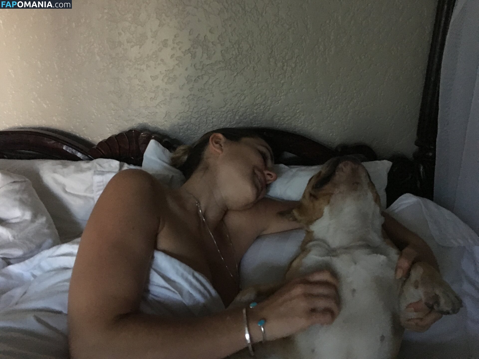 Serinda Swan Meztelen Kikerült fotó #171