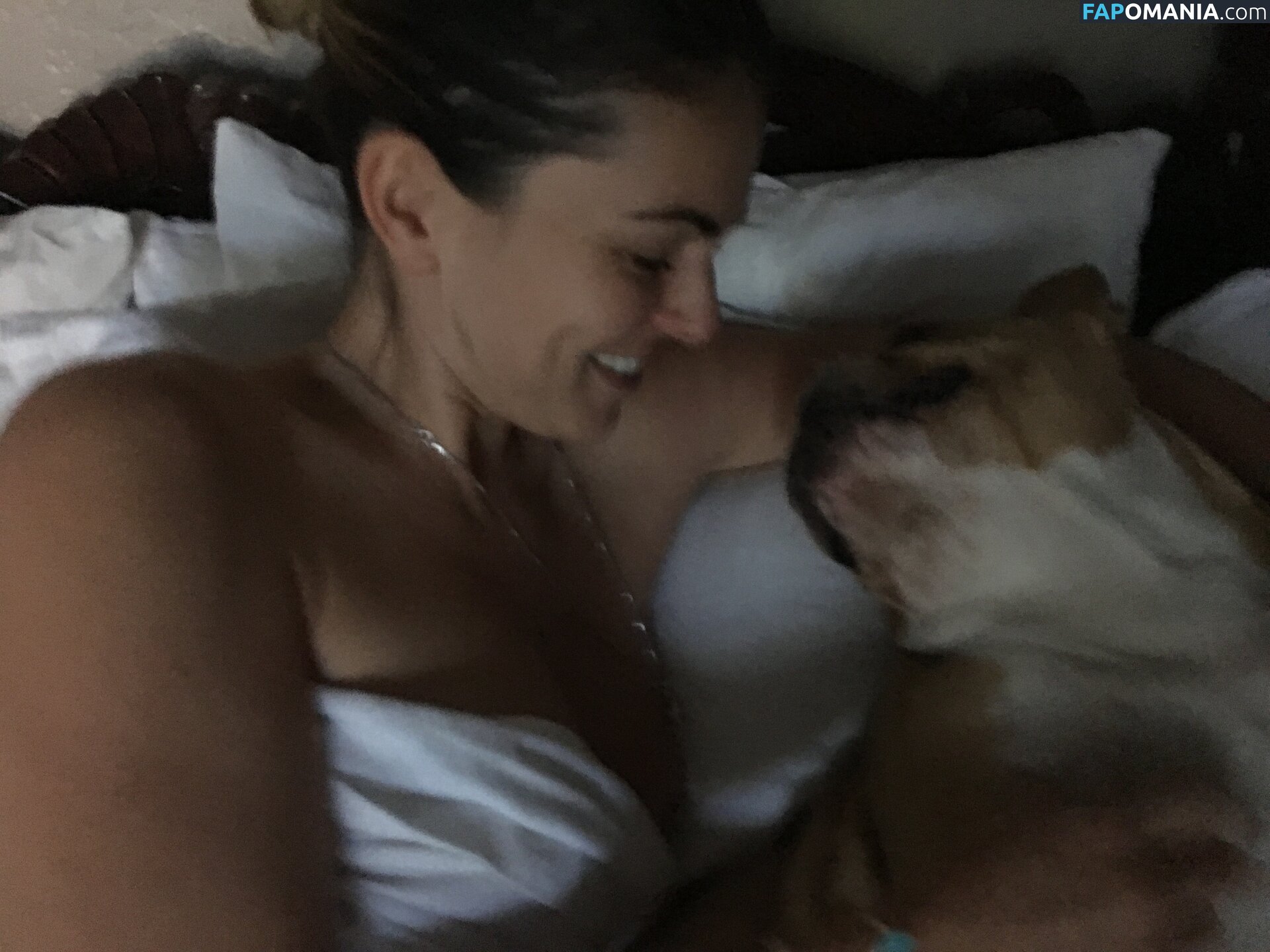 Serinda Swan Meztelen Kikerült fotó #175