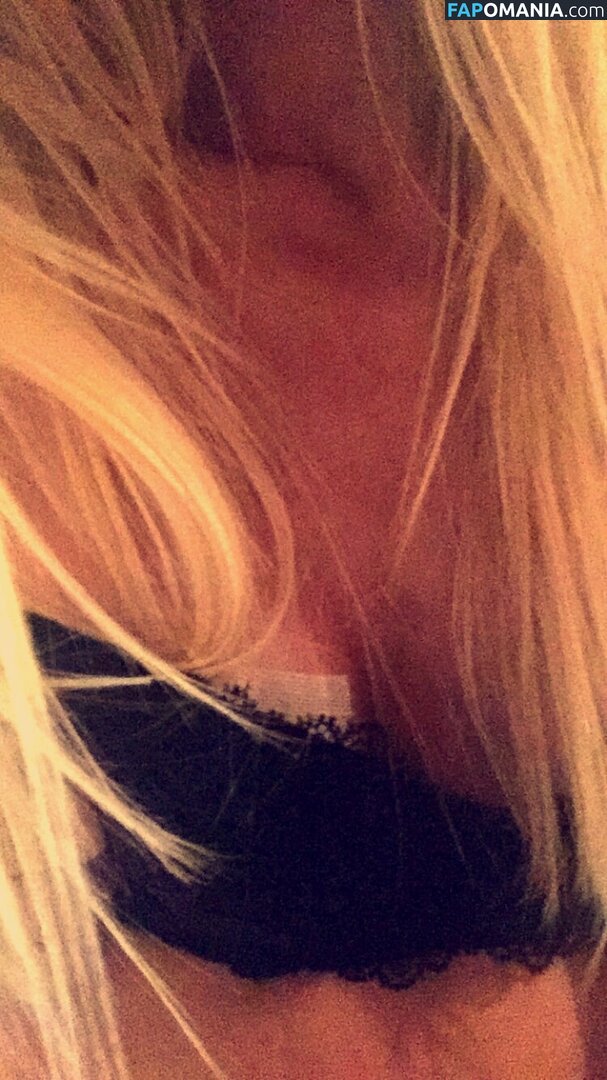 Sofia Jakobsson Meztelen Kikerült fotó #2