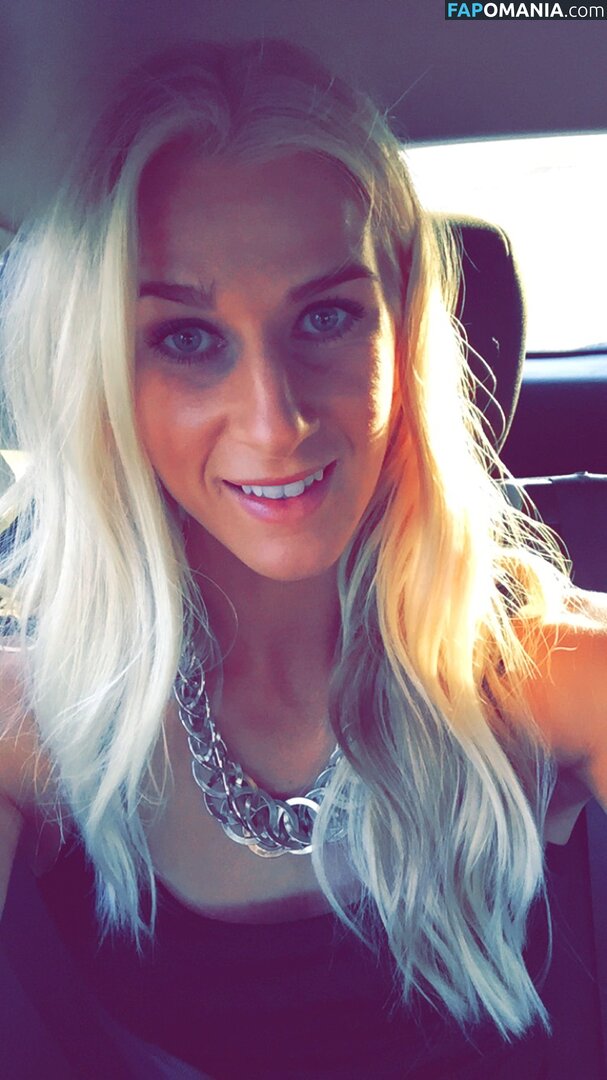 Sofia Jakobsson Meztelen Kikerült fotó #36