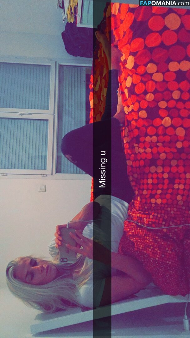 Sofia Jakobsson Meztelen Kikerült fotó #105