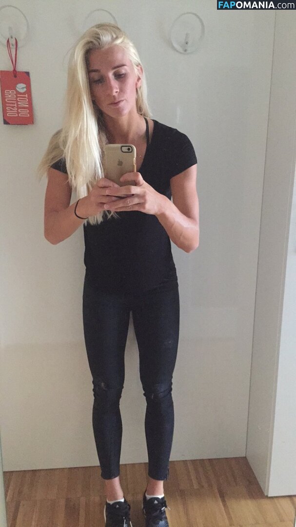 Sofia Jakobsson Meztelen Kikerült fotó #117