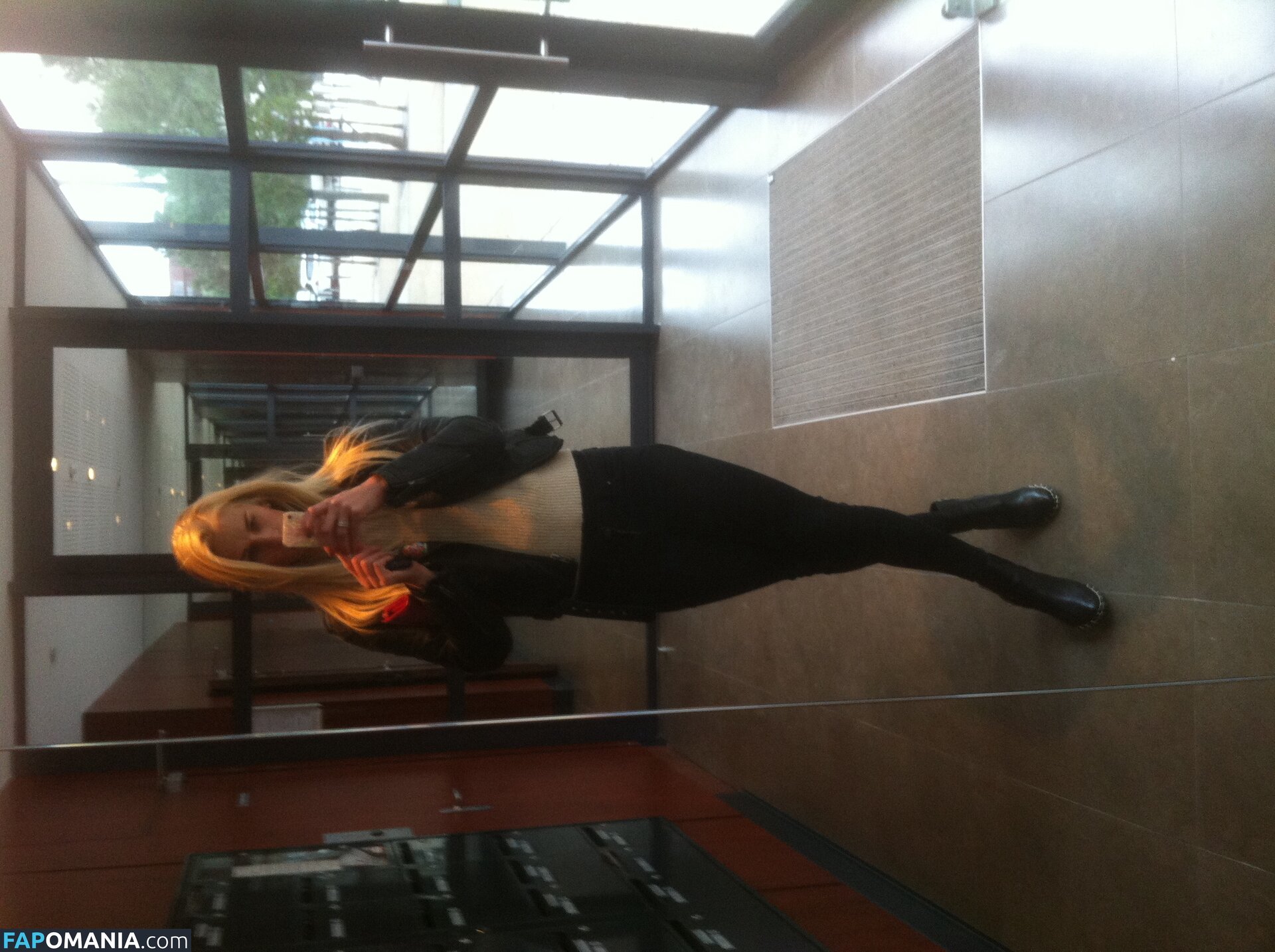 Sofia Jakobsson Meztelen Kikerült fotó #181