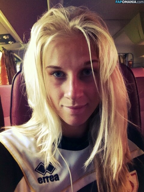 Sofia Jakobsson Meztelen Kikerült fotó #230