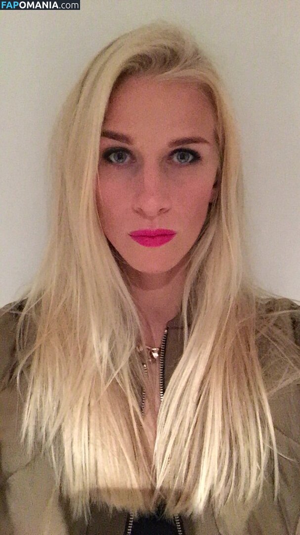 Sofia Jakobsson Meztelen Kikerült fotó #243