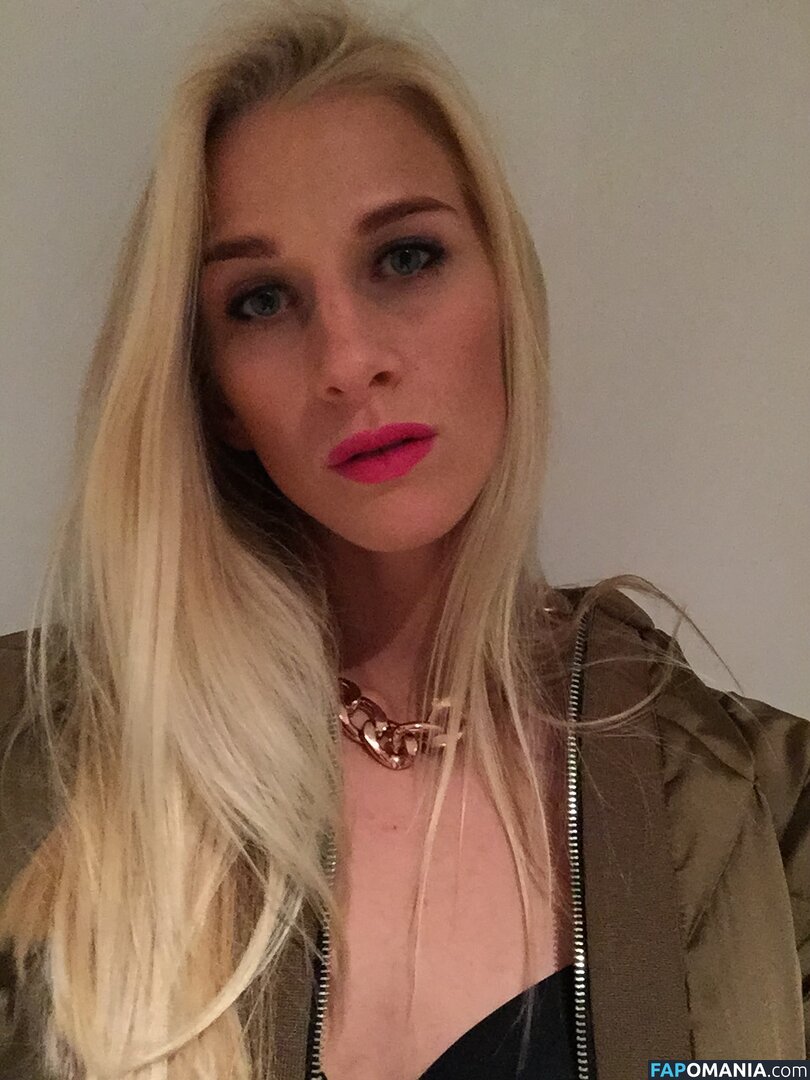 Sofia Jakobsson Meztelen Kikerült fotó #246