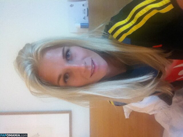 Sofia Jakobsson Meztelen Kikerült fotó #261