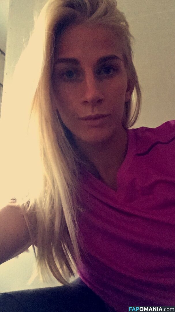 Sofia Jakobsson Meztelen Kikerült fotó #262